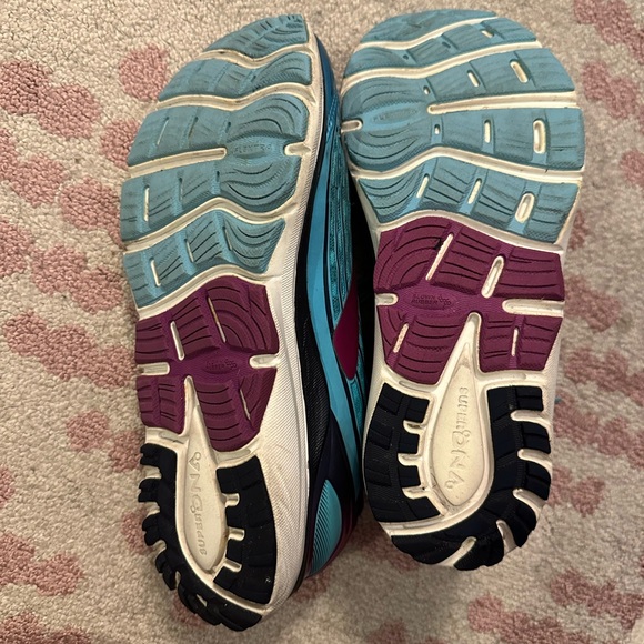 Brooks Transcend 4 - Picture 3 of 6